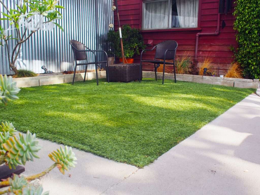 5 Reasons to Switch to Artificial Grass in 2023